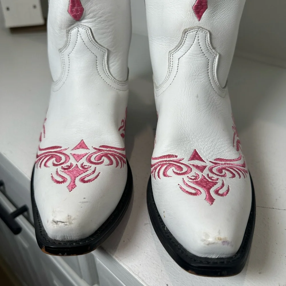 Durango Women’s Cowboy Boots Size 9.5 White Pink Western Boots Embroidered - Picture 3 of 7
